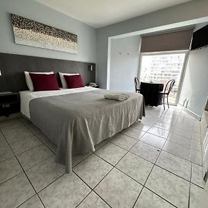 Habitación con Cama King